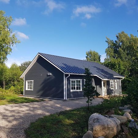 Kopli Puhkemaja Saaremaal Villa Kasti  Buitenkant foto